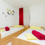 And Old Town Apartament *
