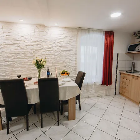 And Old Town Appartement Split
